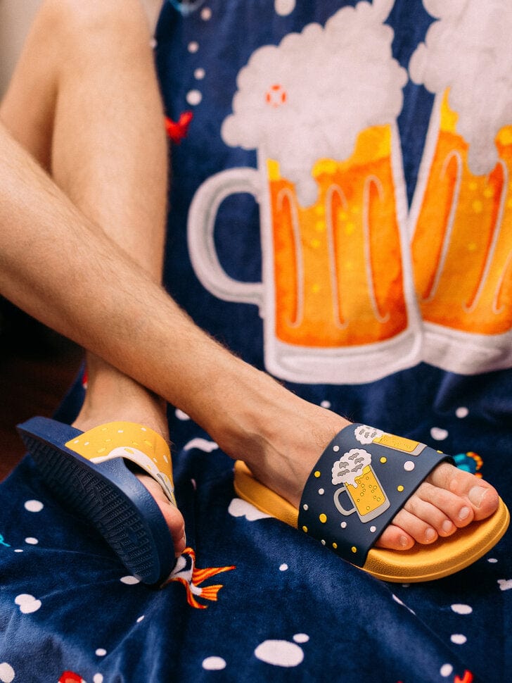 Le Bar a Chaussettes - Claquettes Bières Fraîches