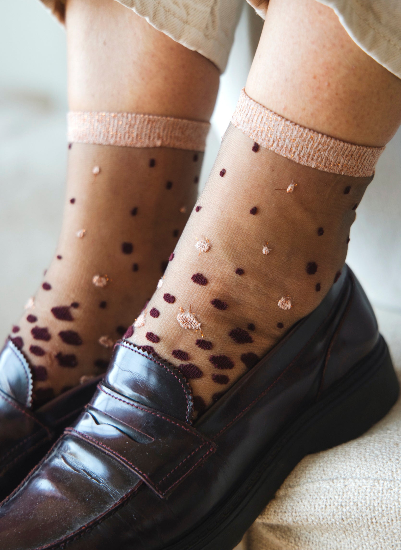 Chaussettes Transparentes à Pois NakaMeguro Bordeaux