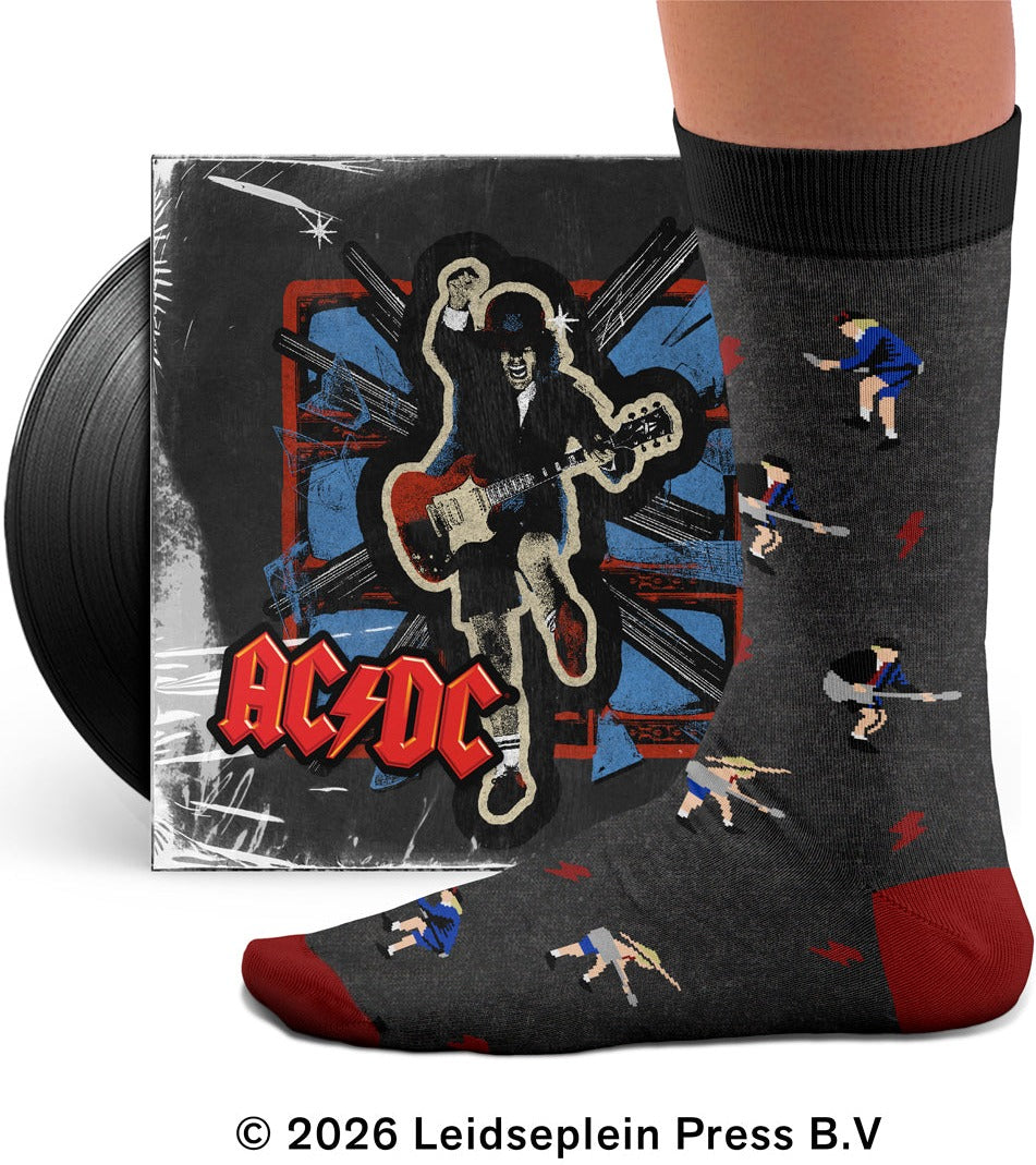 ac_dc_angus_young_cb_cp_l_2026_07dfa92e-cf7b-464a-8de4-effe1fe0dd5f.jpg
