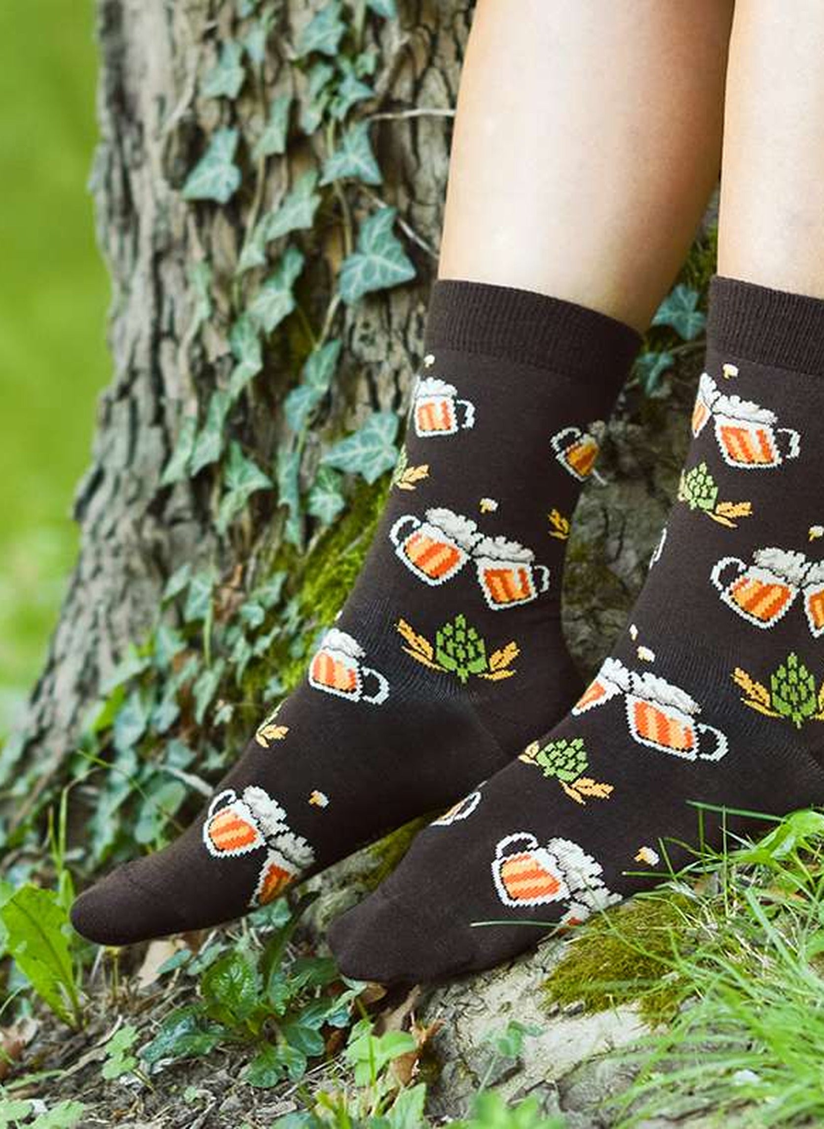 Chaussettes Coton Bio Bière - Marron - Pirin Hill — portées
