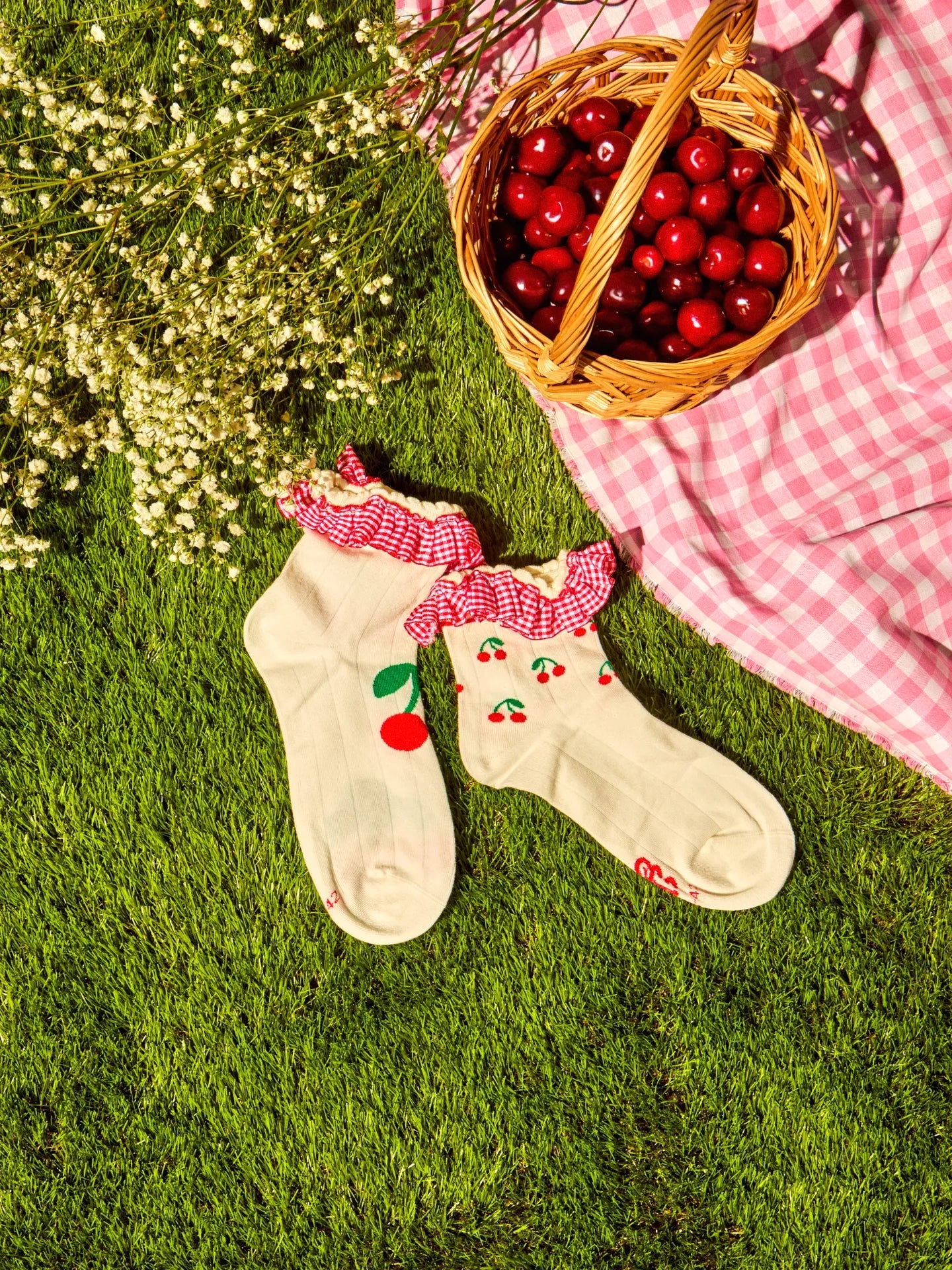 Chaussettes Courtes Cutecore Cerises - Dedoles