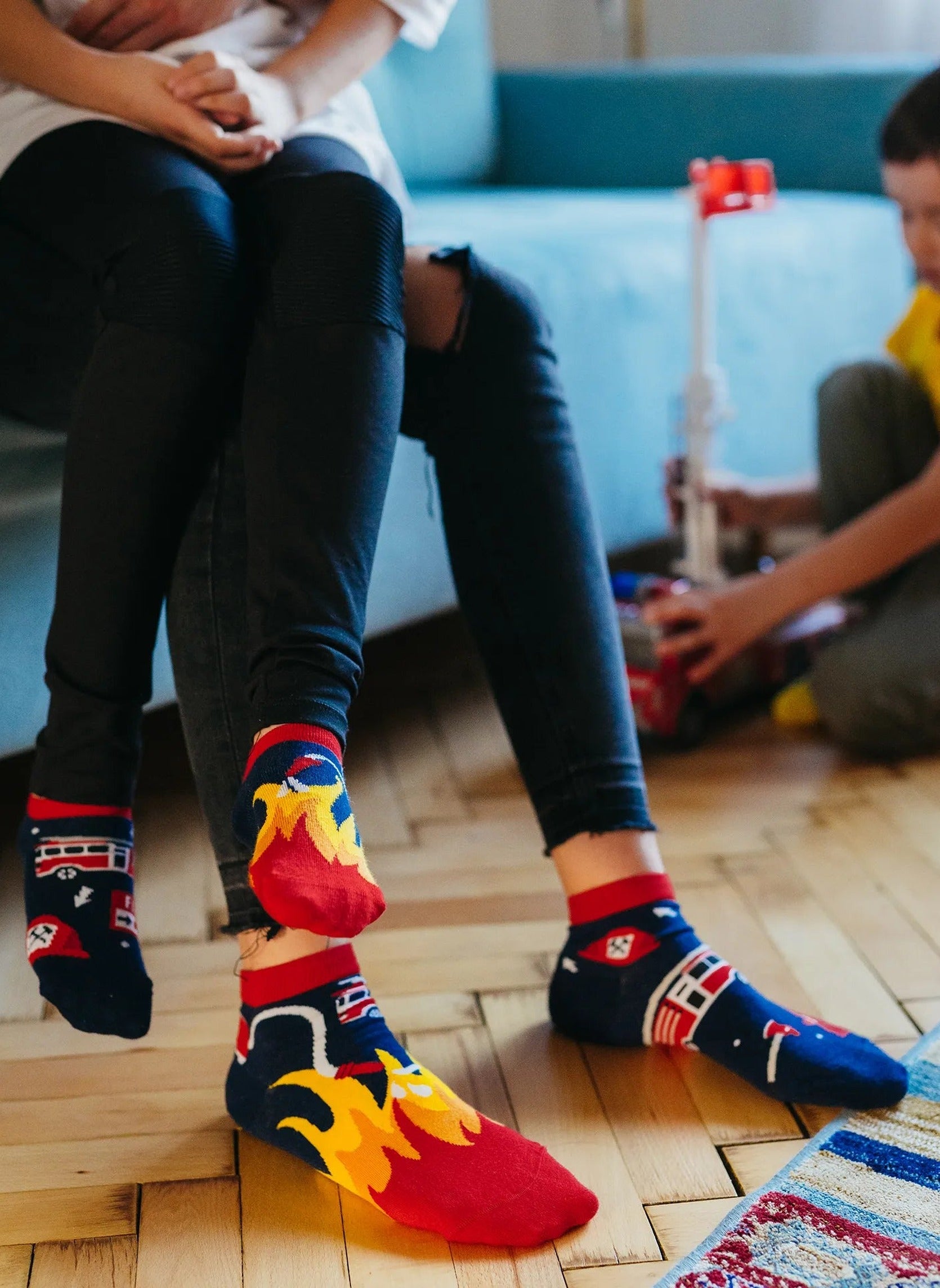 Socquettes Pompier Enfant — porté